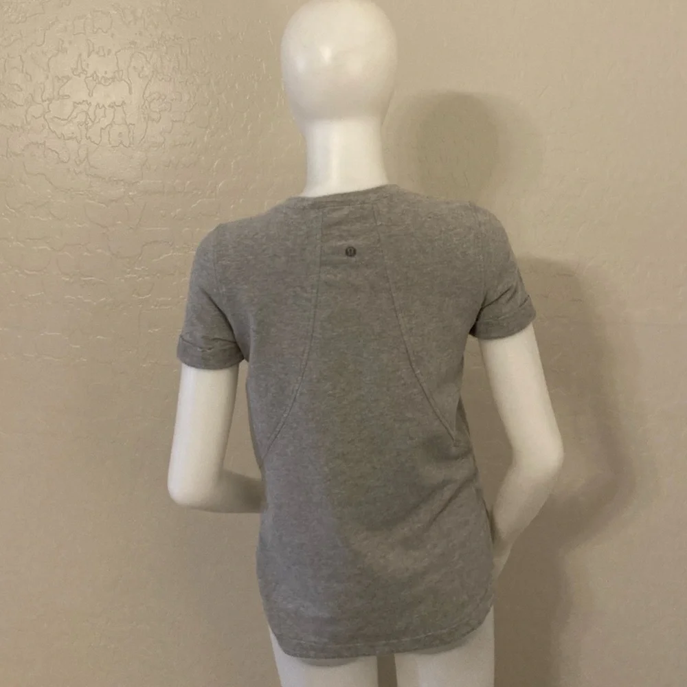 Lululemon All Time Tee Heathered Gray Size 4 - Picture 10 of 13